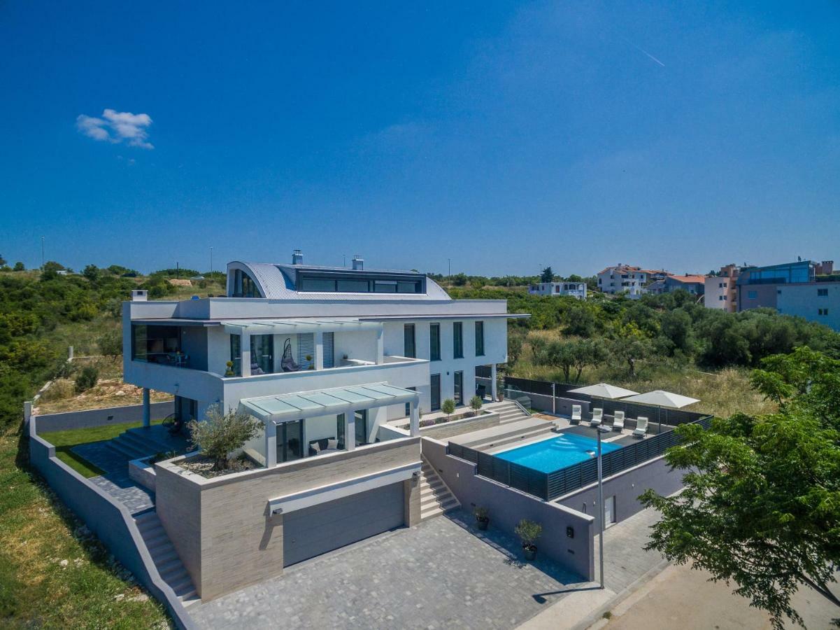 Villa Franica زادار المظهر الخارجي الصورة