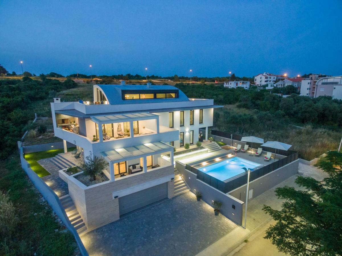Villa Franica زادار المظهر الخارجي الصورة